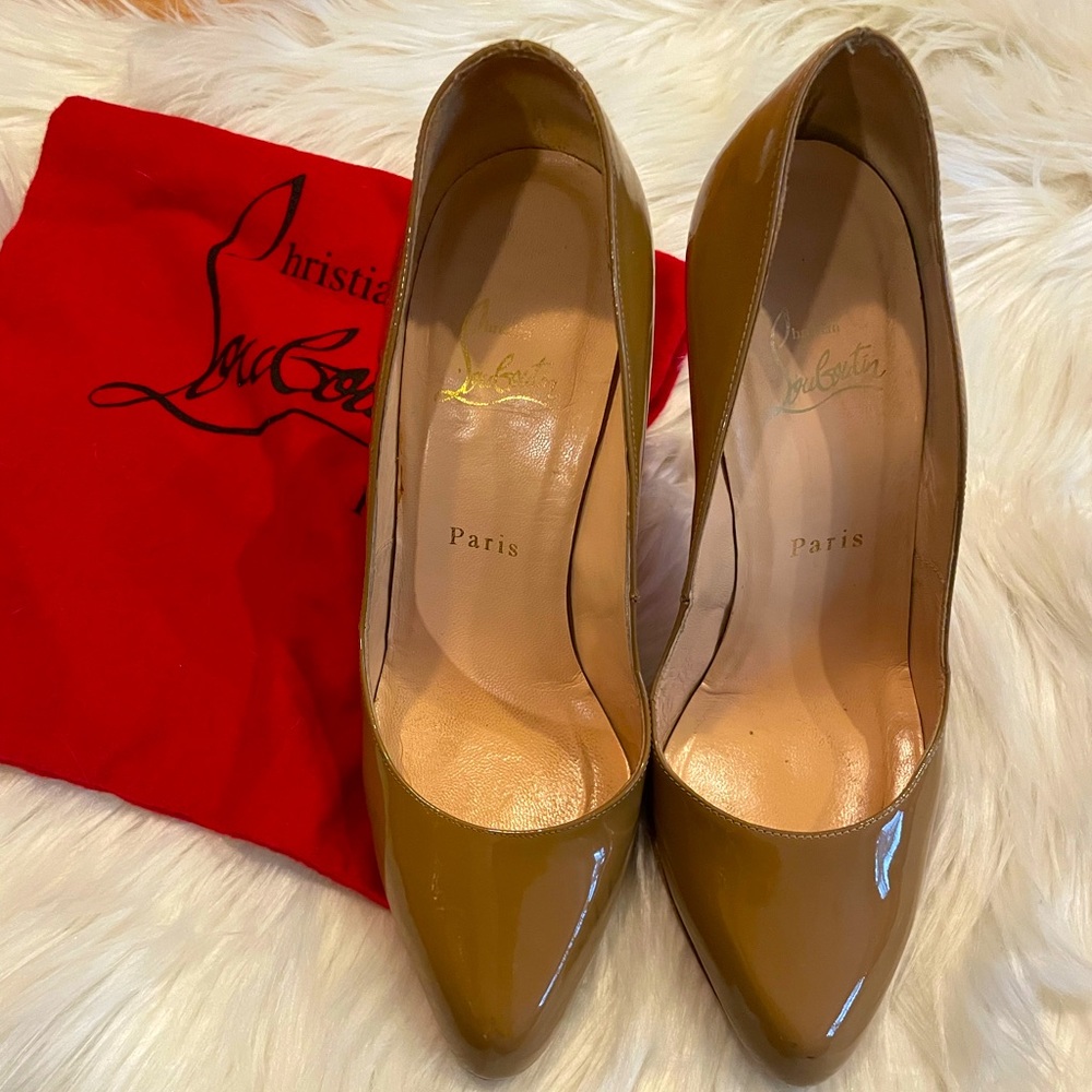 Christian Louboutin Nude Patent Leather Pumps - SZ 38